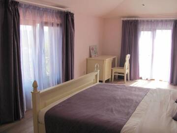 Фото номера Четырехместный номер с видом на горы Гостевой дом Guest House Villa Elma г. Nevsha 6